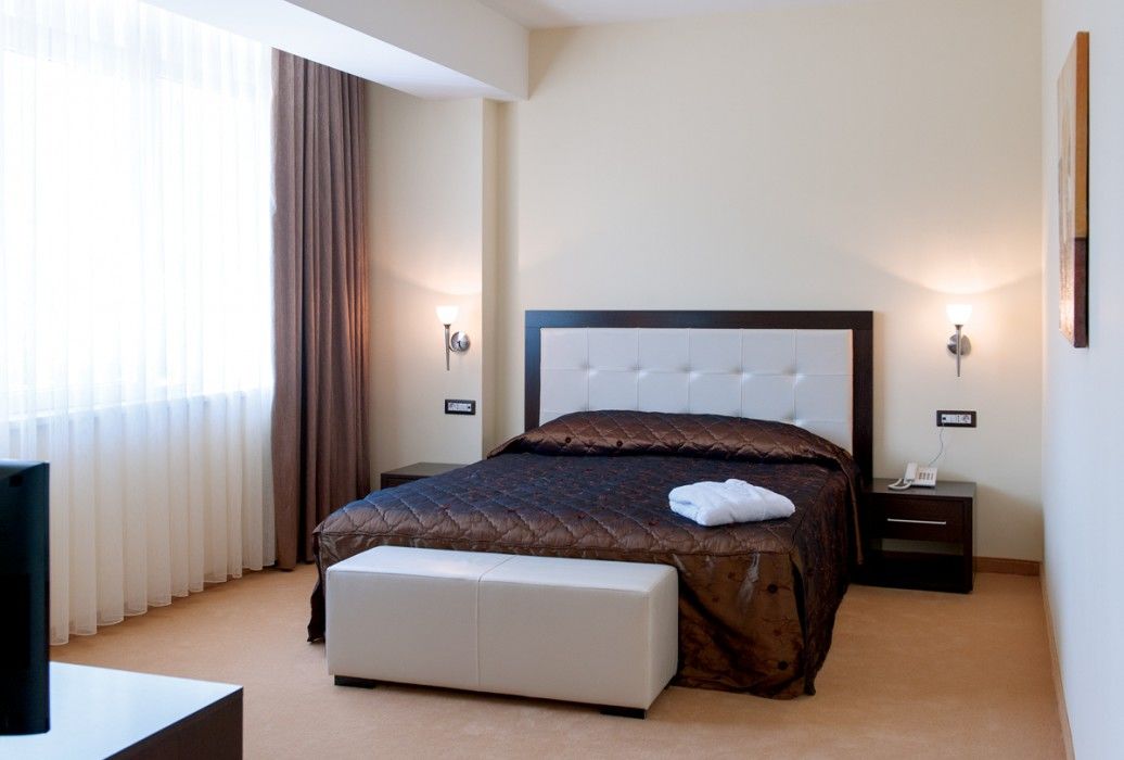 Tcc Grand Plaza Hotel Скоп'є Екстер'єр фото