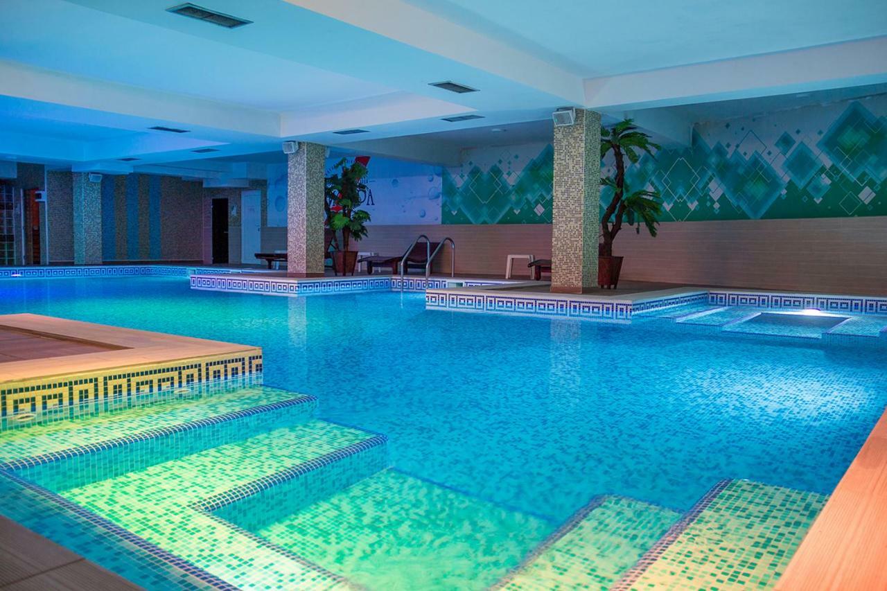 Tcc Grand Plaza Hotel Скоп'є Екстер'єр фото